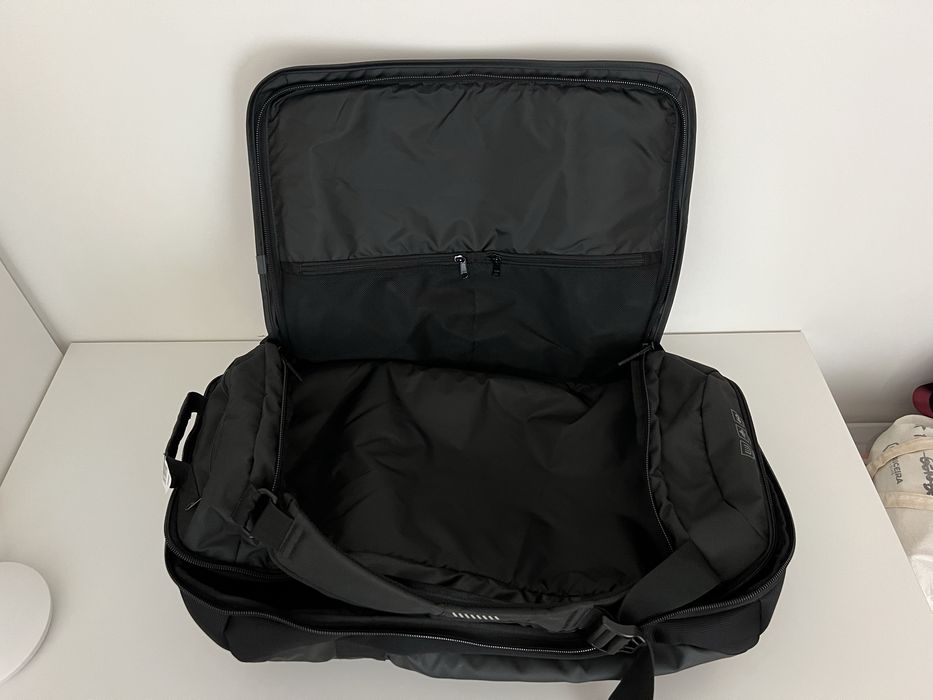 Mochila Outshock 900 60L preto