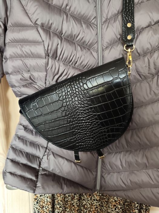 Torebka skórzana  czarna  na ramię