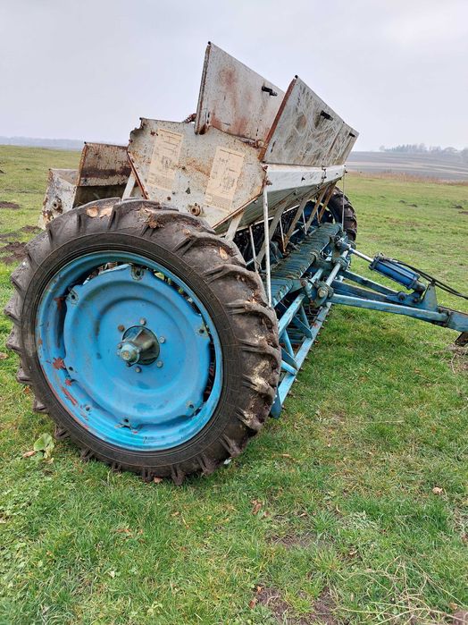 Сівалка сз3.6 червона зірка