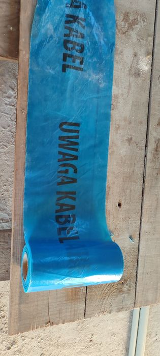 Folia uwaga kabel