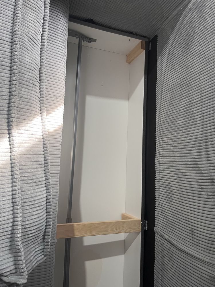 kanapa szara 200x160 plus dwa boczki