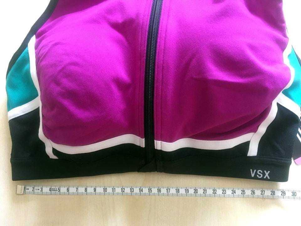 Victoria’s Secret Front Close Knockout Sport Bra 34D