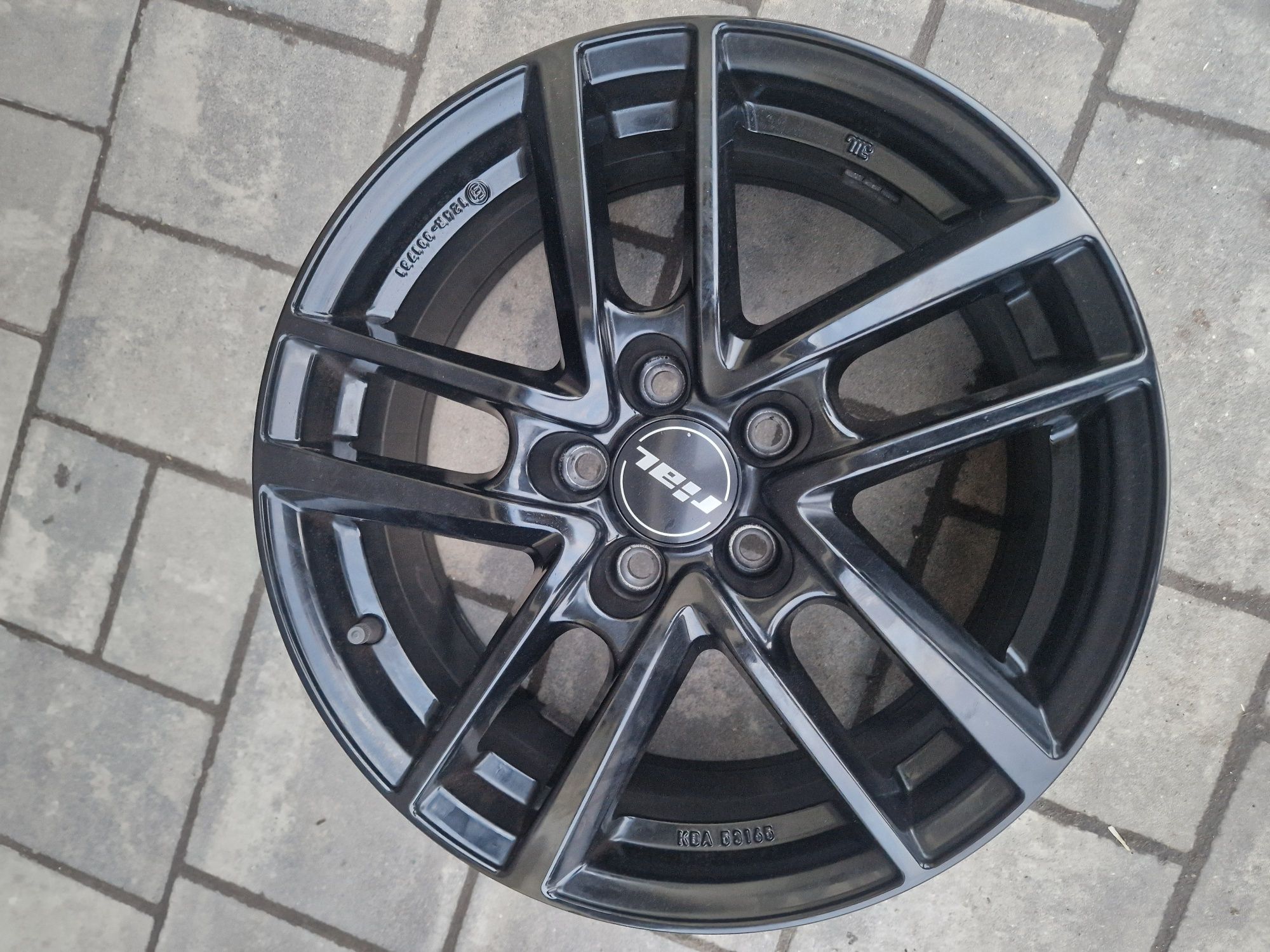 Alufelgi Rial Germany 5x112 17 7J czarny połysk VW Audi Seat Skoda