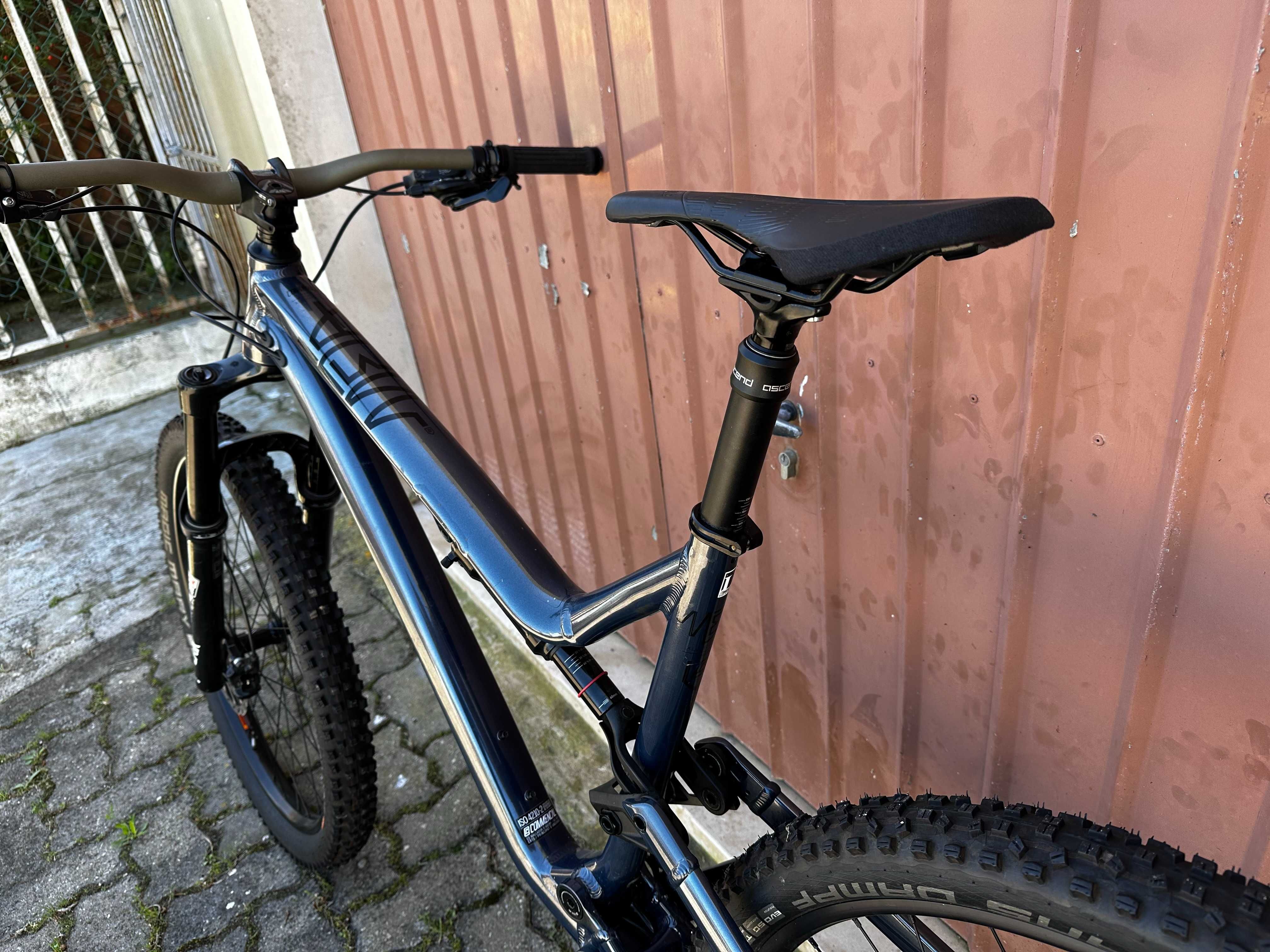 Commencal Meta AM 4.2