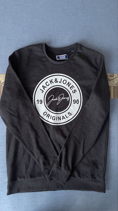Світшот Jack & Jones Originals. В ідеальному стані , роз.M