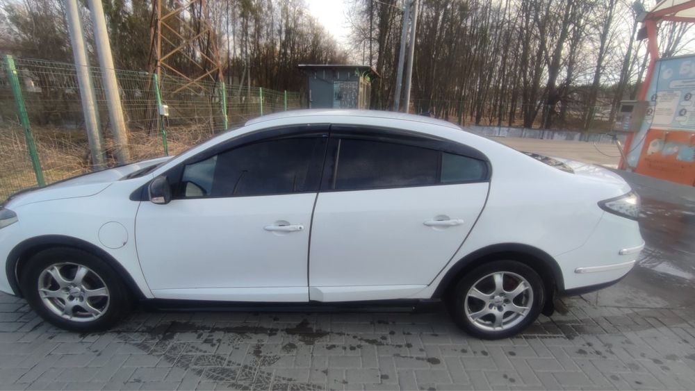 Renault fluence Z.E 2013р