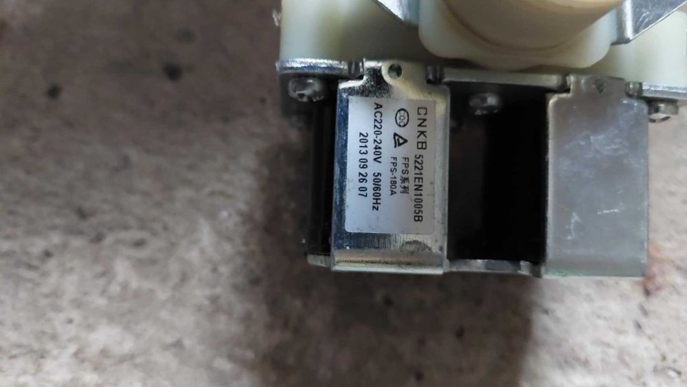 Elektrozawór podwójny LG 5221EN1005B