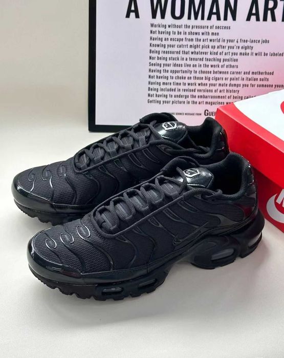 "Buty damskie Trampki"Nike_Air_Max_TN_Plus_czarny R. 42