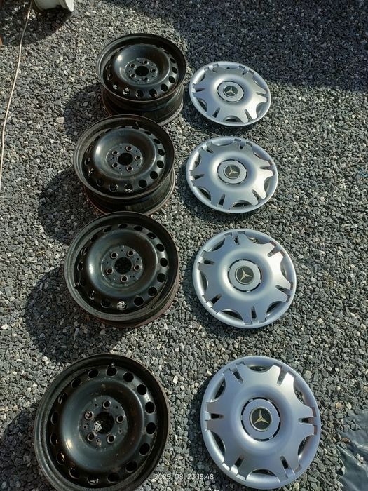 Продам комплект дисков r16 Mercedes + колпаки к ним