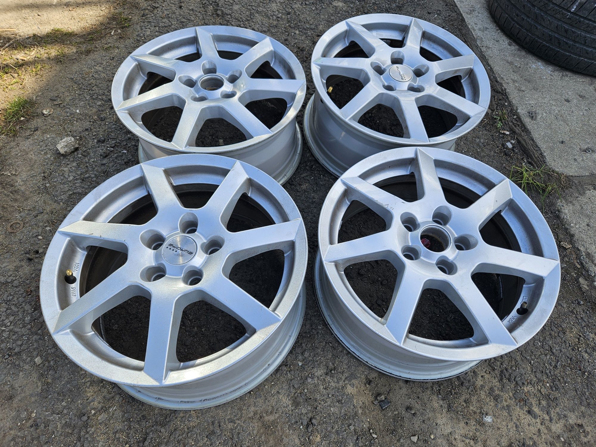 Felgi Aluminiowe 16" Ford Peugeot  5x108 Et45