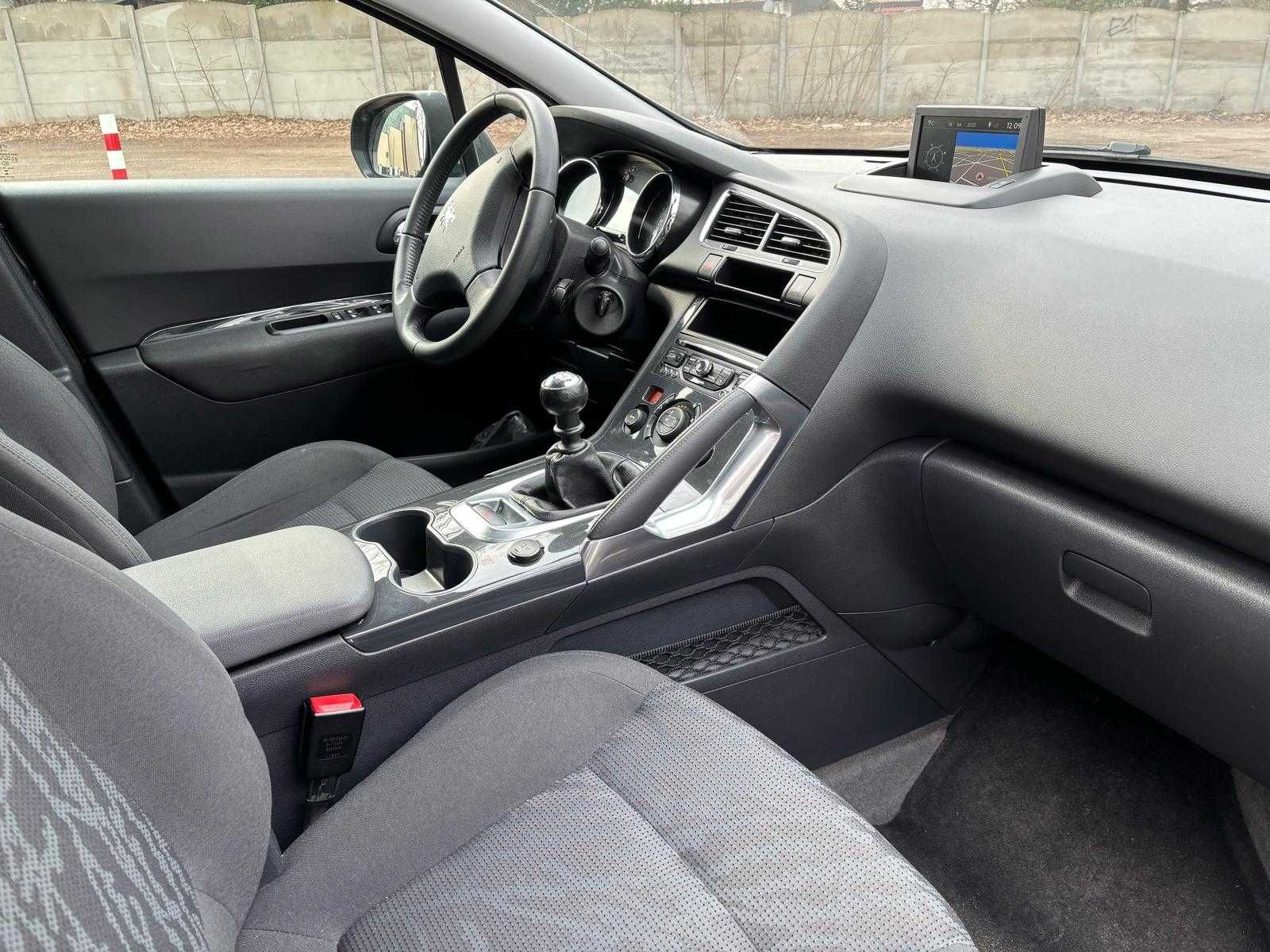 PEUGEOT 3008 / 2013 r / 1.6 HDI / OC I PRZEGLAD NA ROK