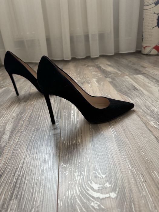 Туфлі на підборах , натуральна замша