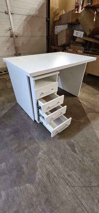 Biurko z szufladami Stan BDB