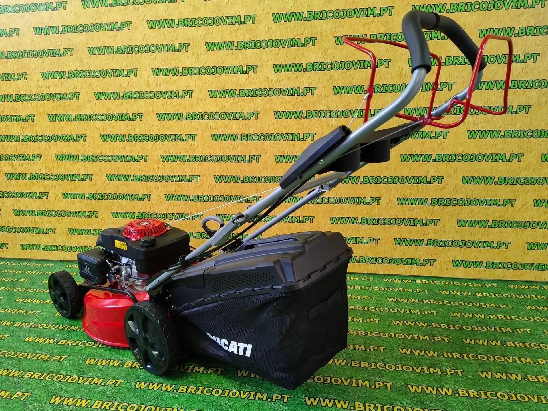 Carro Corta Relva C/Tração Novos - Motor 224cc / 6.7cv - DUCATI