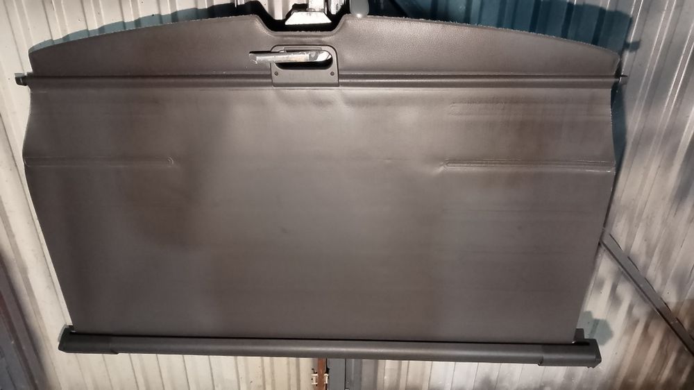 Roleta bagażnika Opel Zafira B ładna.