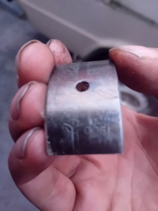 Продам мотор позапчастинах ваз 21011 вкладиші 0.25