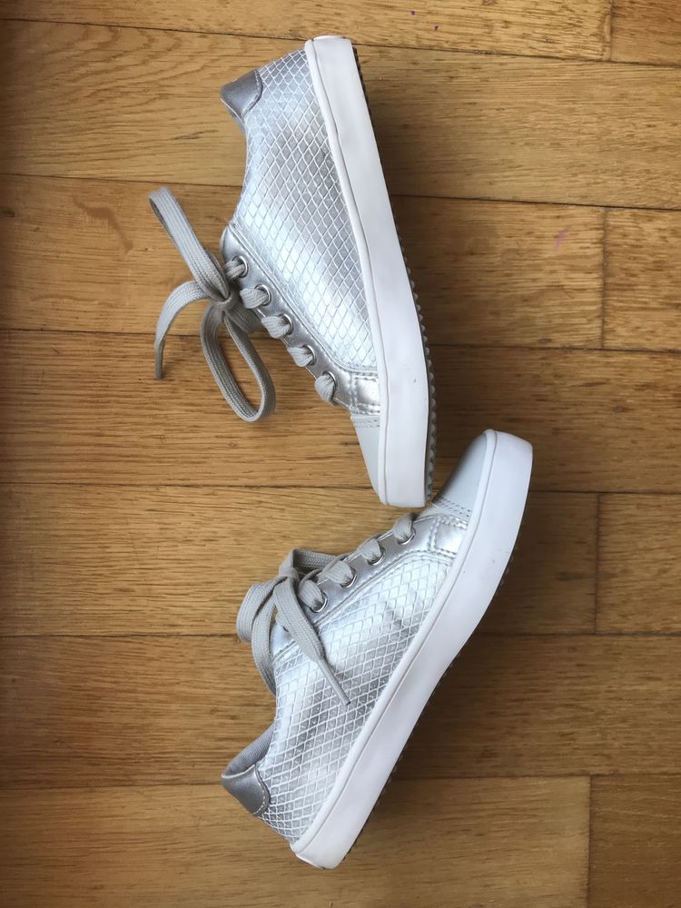 Geox respira trampki sneakersy adidasy srebrne nowe tanio