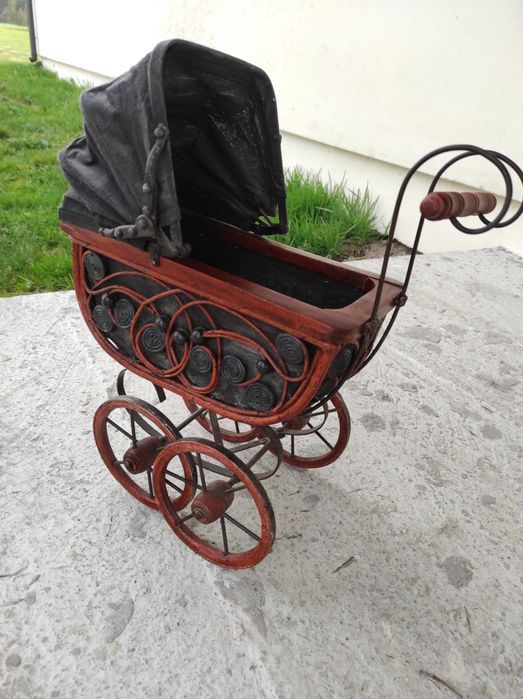 Wózek retro . Antyk