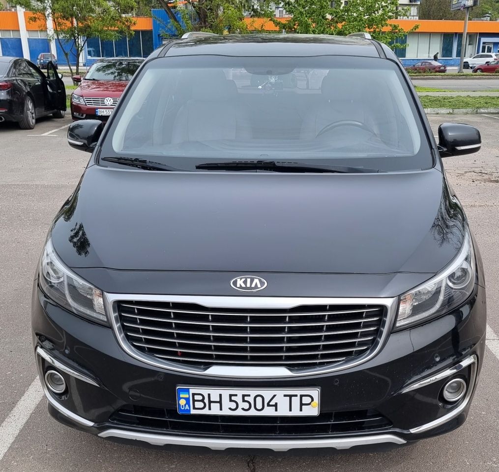 Продам KIA carnival