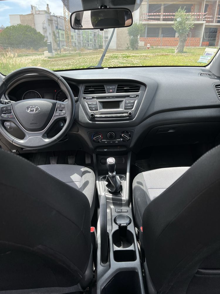 VENDO Hyundai como novo!!