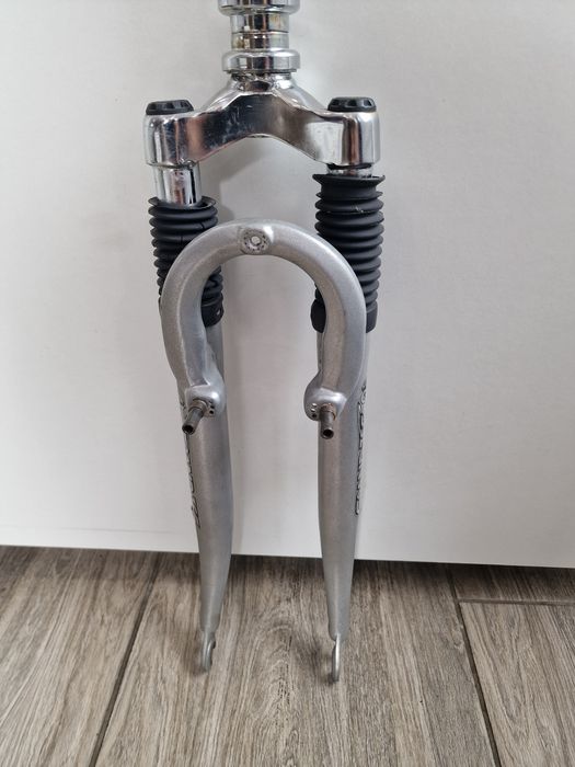 Amortyzator rowerowy przedni pod koła 26 cali