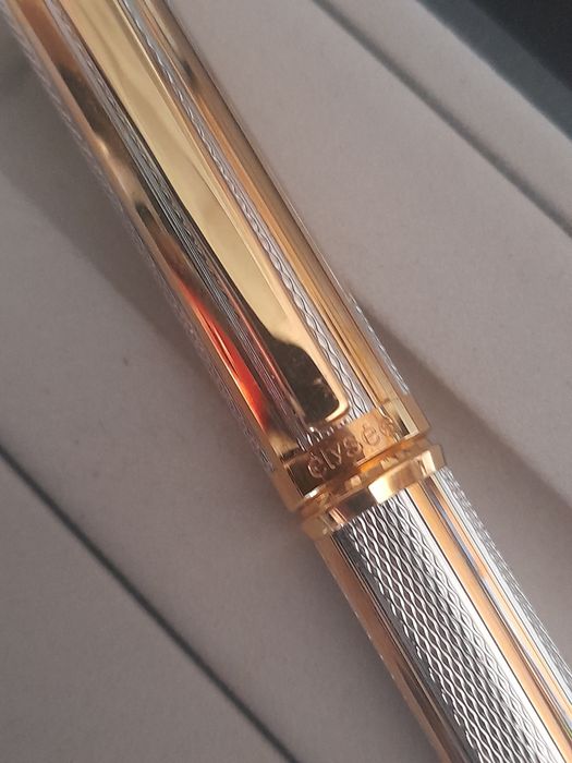 Caneta tinteiro Elysée aparo de ouro 750