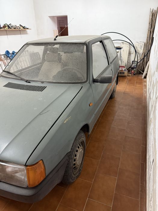 Fiat Uno 1 retrovisor