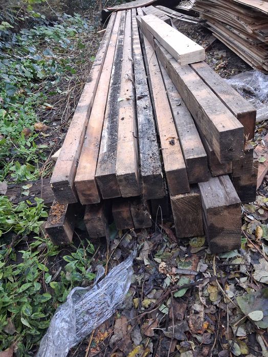 Deski i kantówki używane z modrzewia syber.