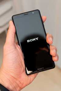 Маленький Sony Xperia XZ2 Compact 4Gb/64Gb не японець, є всі бенди