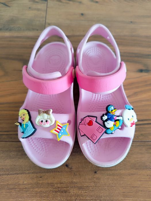 Crocs c10 27 28 sandały piankowe wody basen plaża przypinki kraina lod