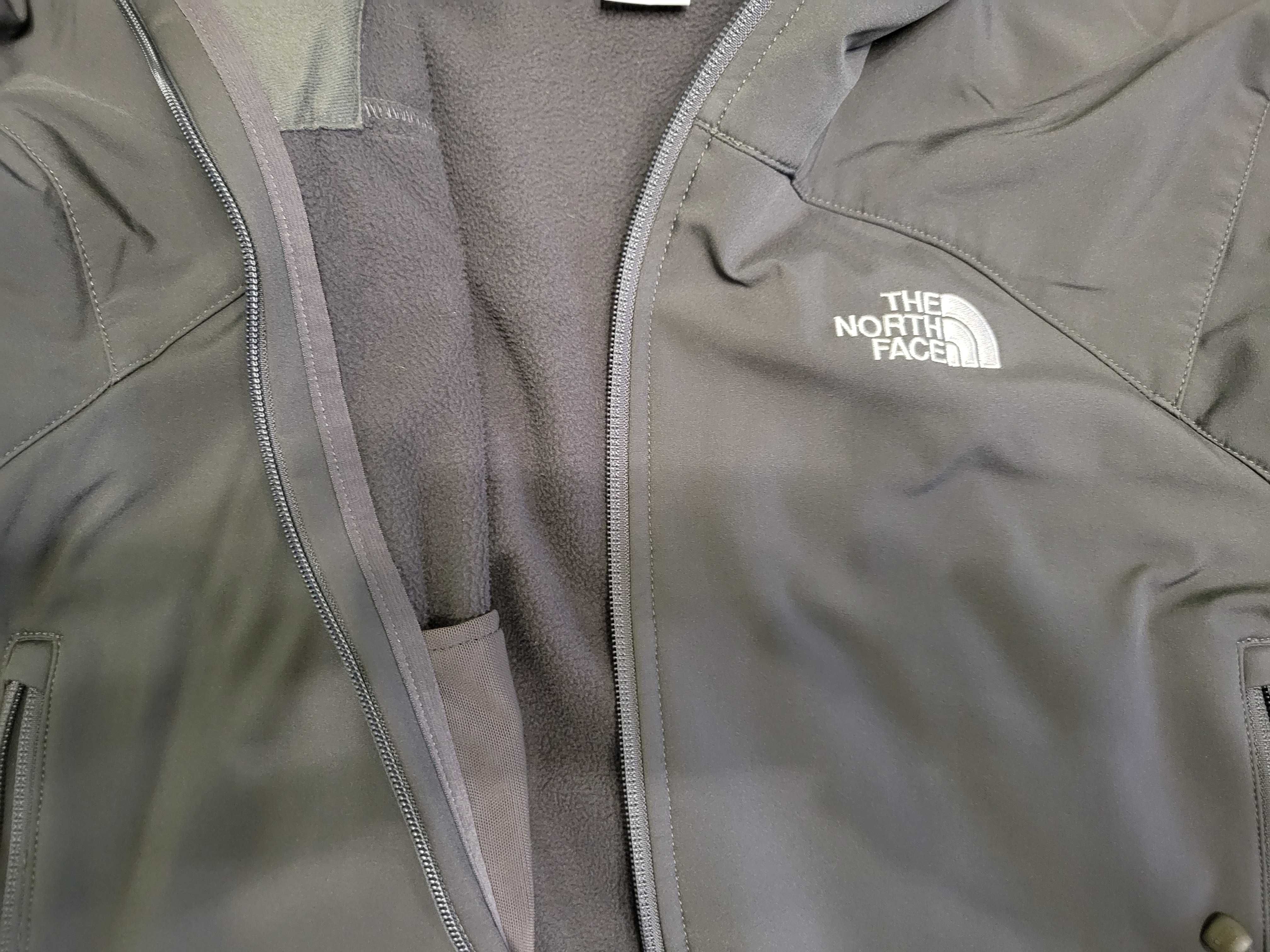 Софтшел. Флиска. The North Face L/G -XL.