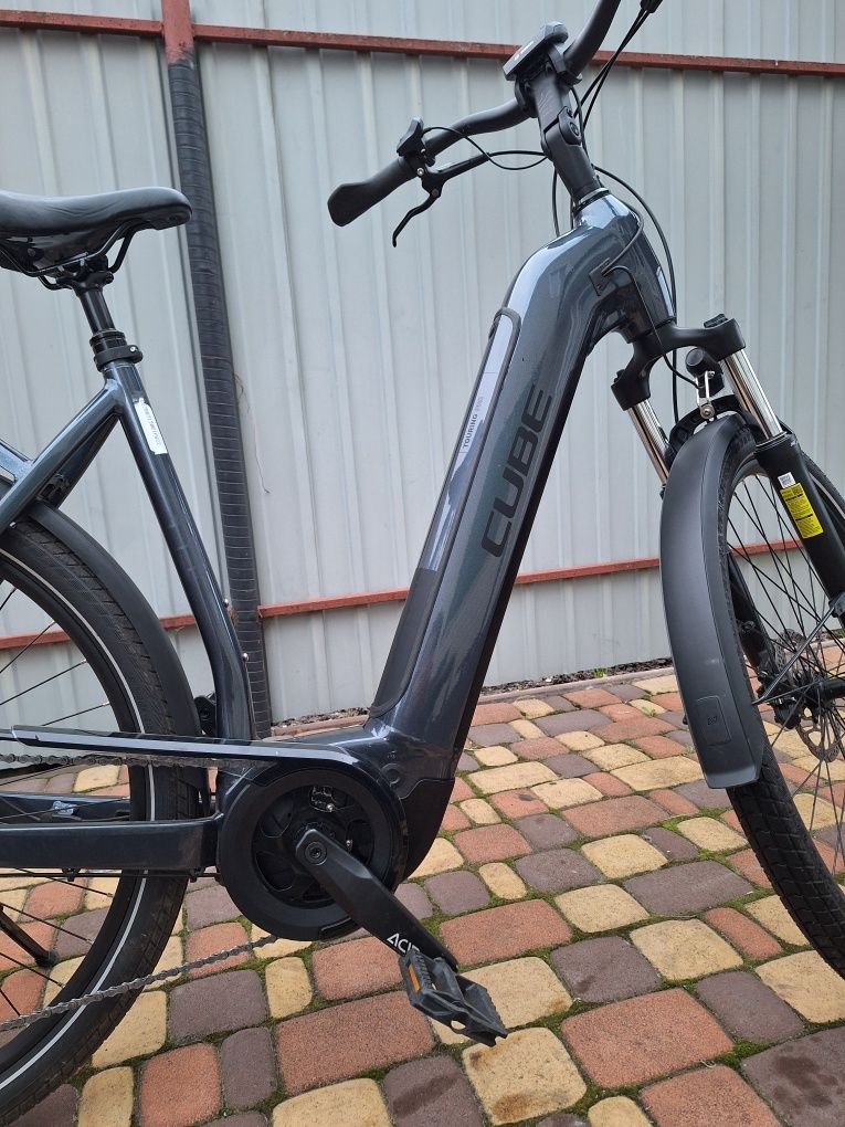 Электровелосипед Cube Touring Hybrid Pro 500 Easy Entry (2022 года)