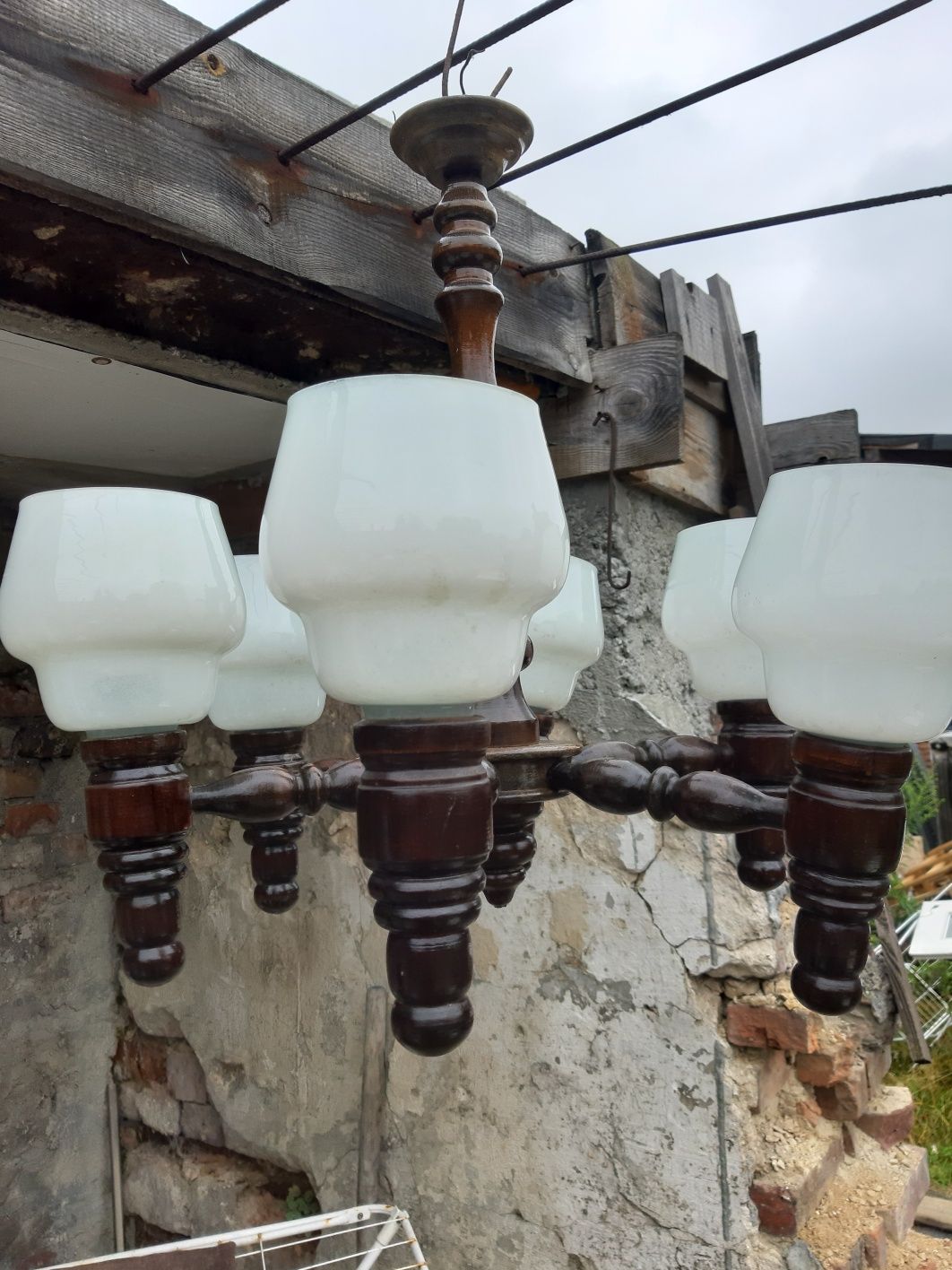 Drewniana lampa wisząca, żyrandol do kuchni, salonu, pokoju, garderoby