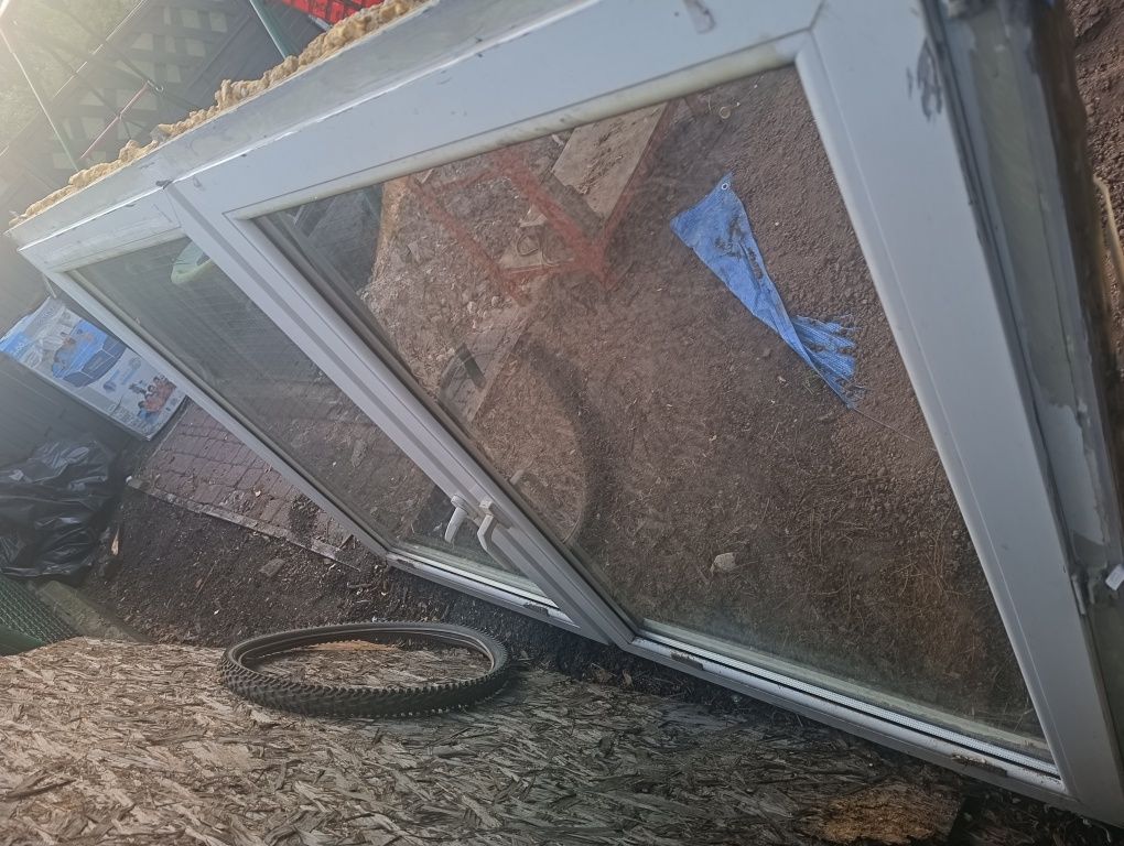 Okno plastikowe białe