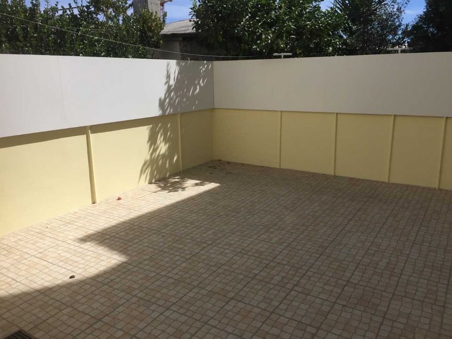 Moradia T2 na Areosa, Rio Tinto para arrendar