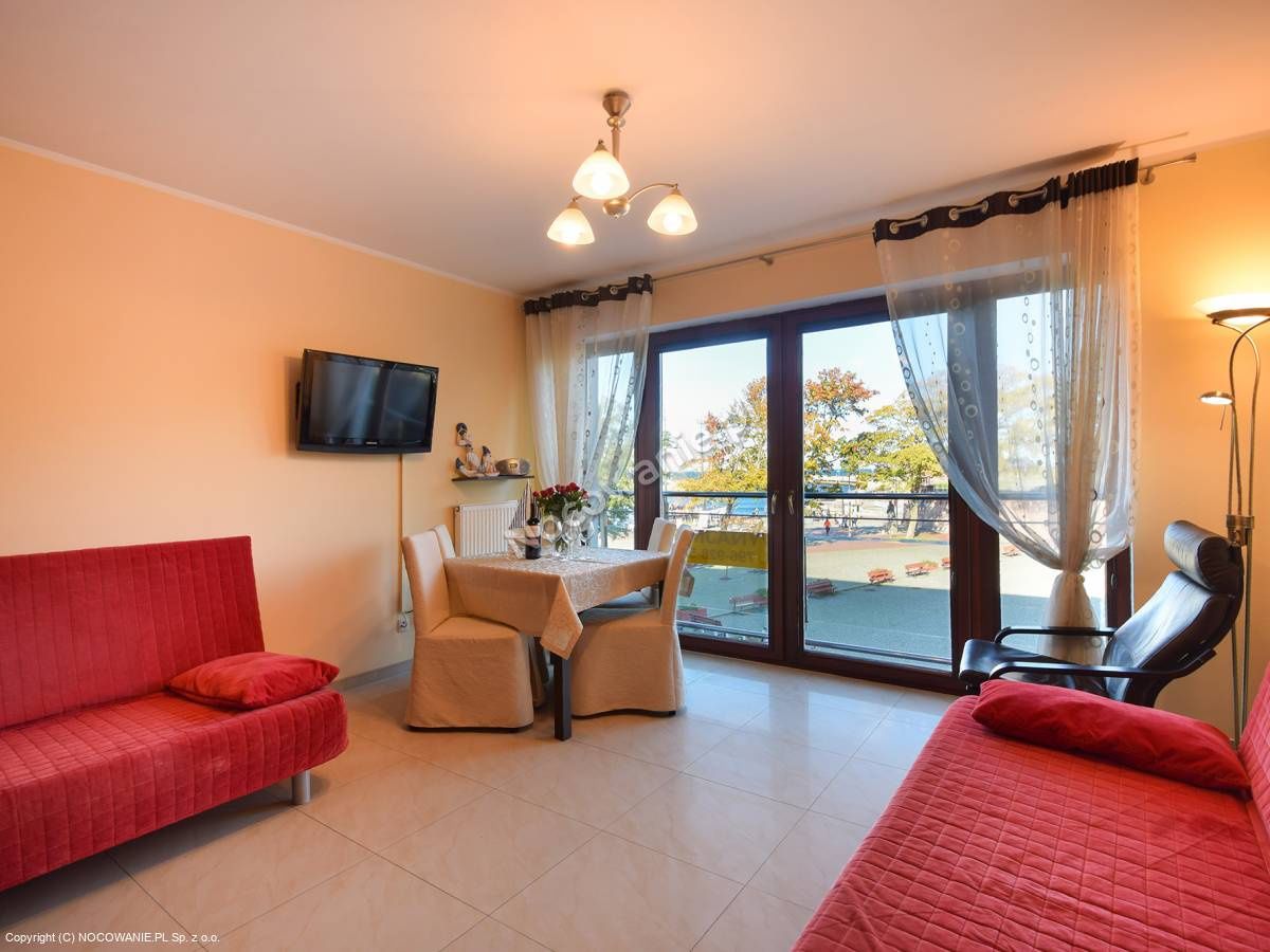 Apartament z widokiem na morze, port i latarnię morska