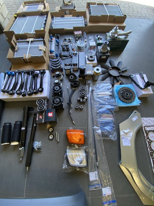 Крило  мерседес w124 w190 w201 автодеталі