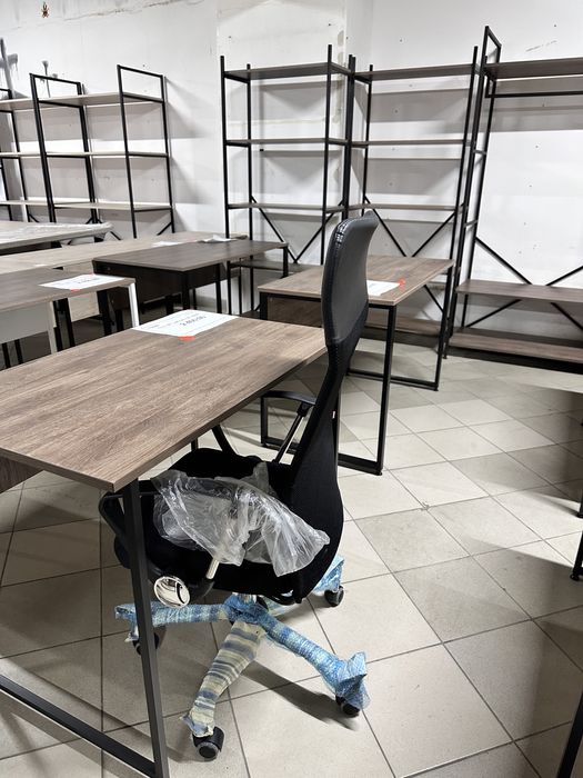 Стіл лофт , стелажі , тумби , шафи , крісла в наявності