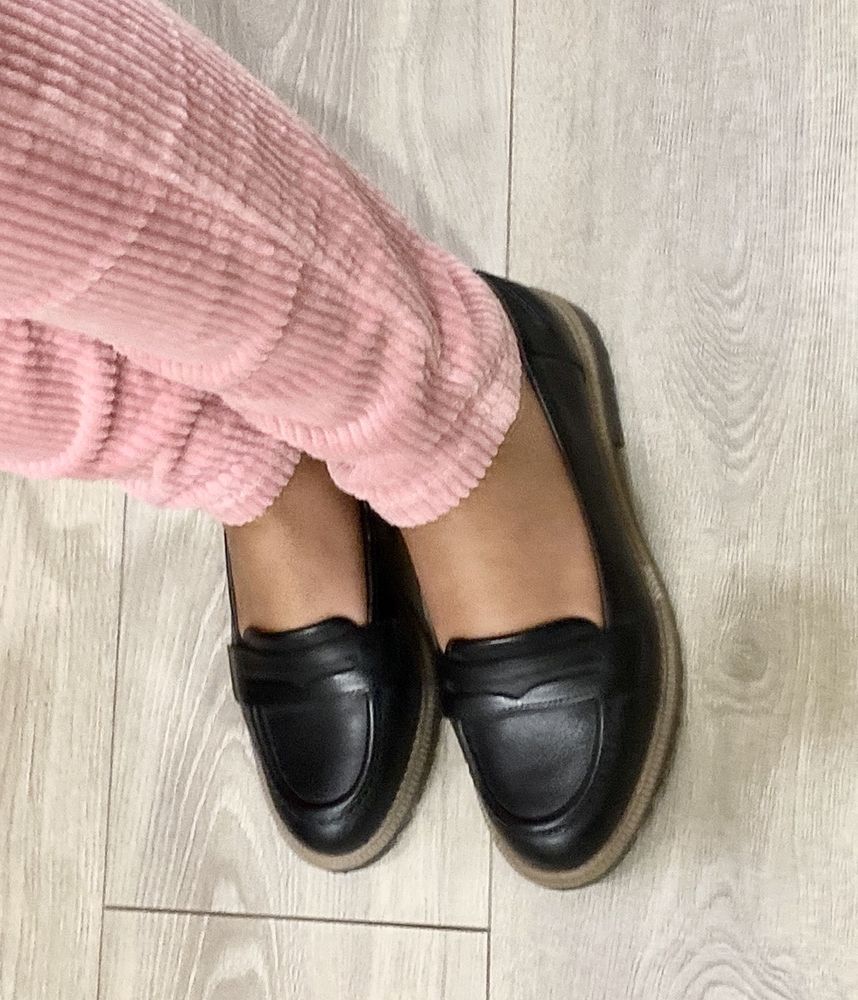 Мокасины новые черные кожа Clarks 37