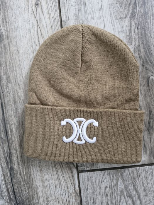Czapka damska ciemny beż