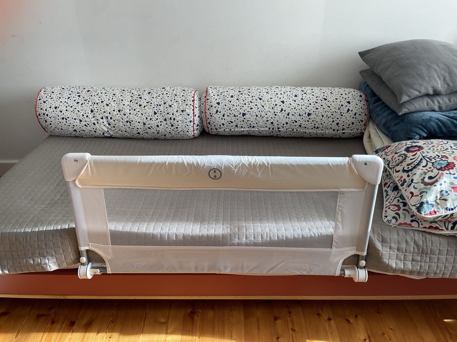 Protetor da lateral da cama para crianças