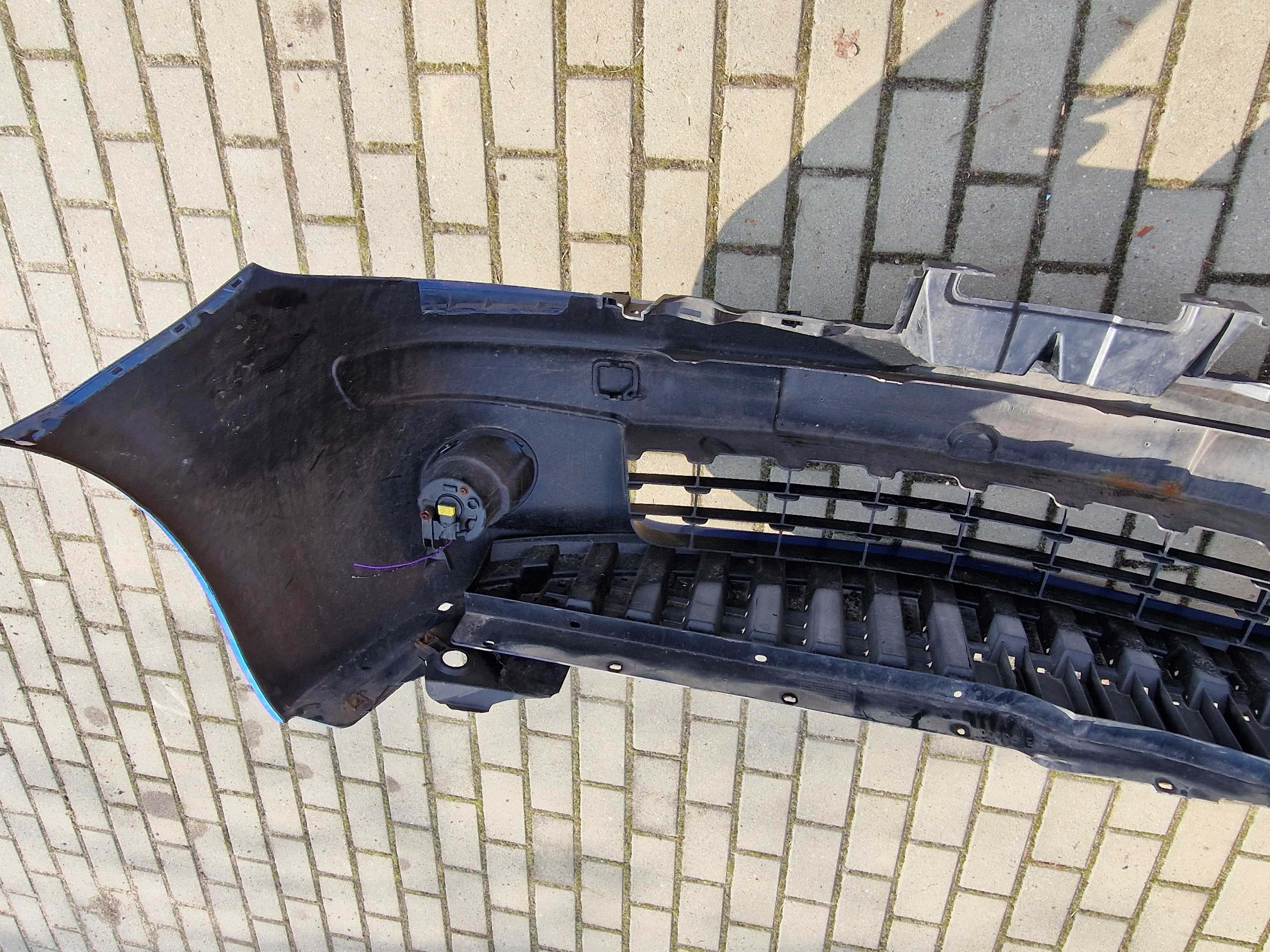 [310] Zderzak przedni Nissan Note I E11 06-08r.