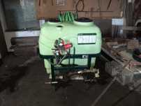 Vendo pulverizador ROCHA  200. Litros.