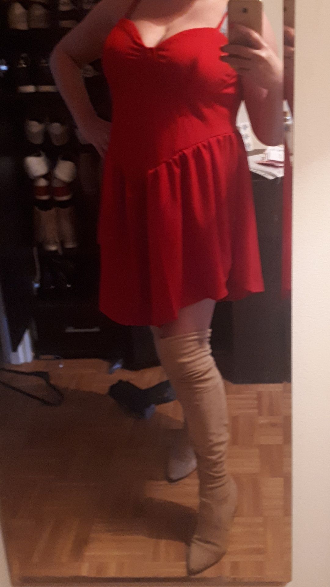 Piękna sukienka czerwona plus size