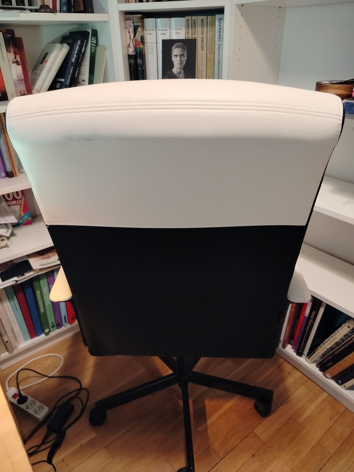 Fotel biurowy biały ikea