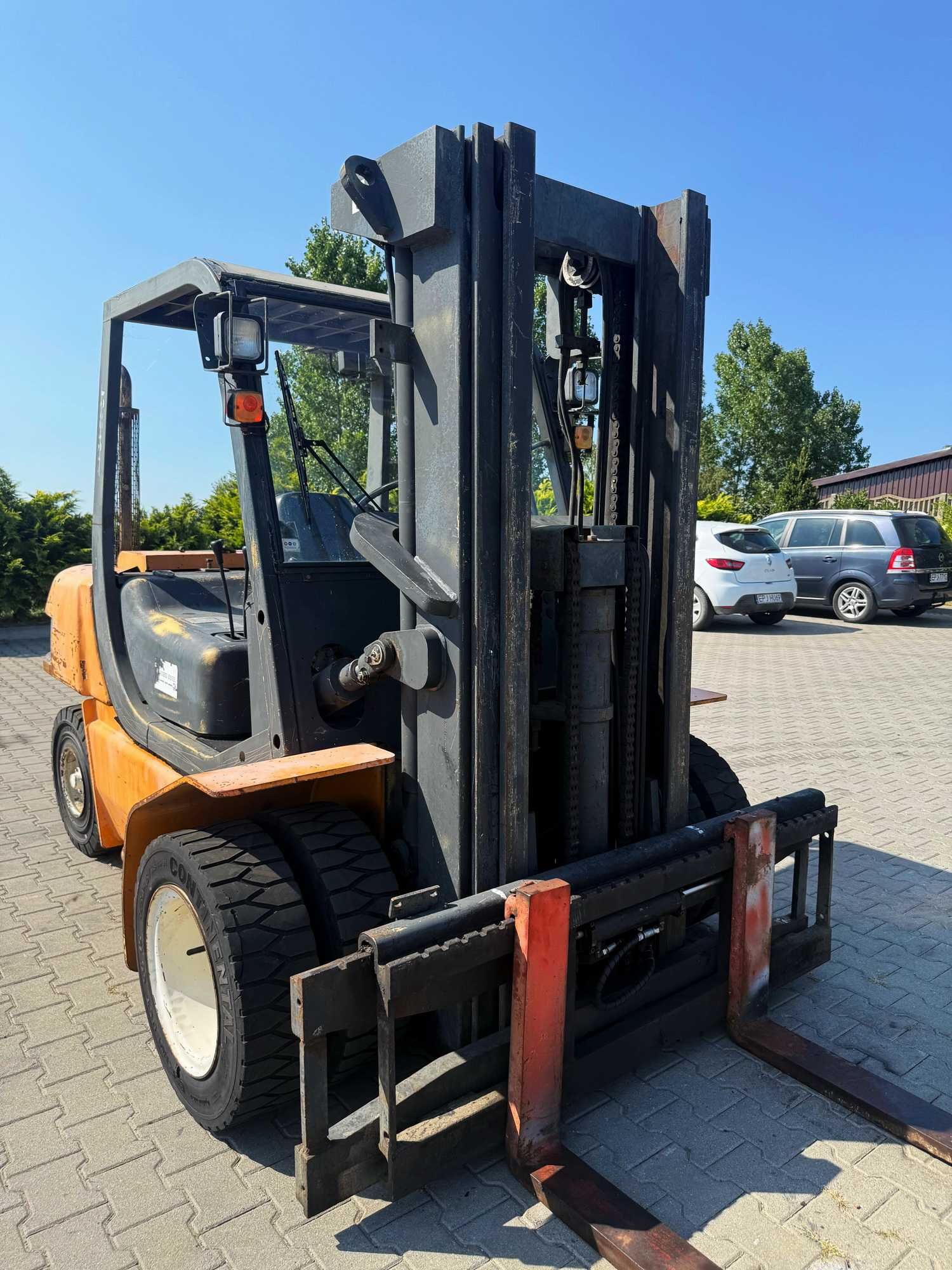 wózek widłowy terenowy SAMSUNG SF40D Triplex 4000kg PERKINS bliźniak