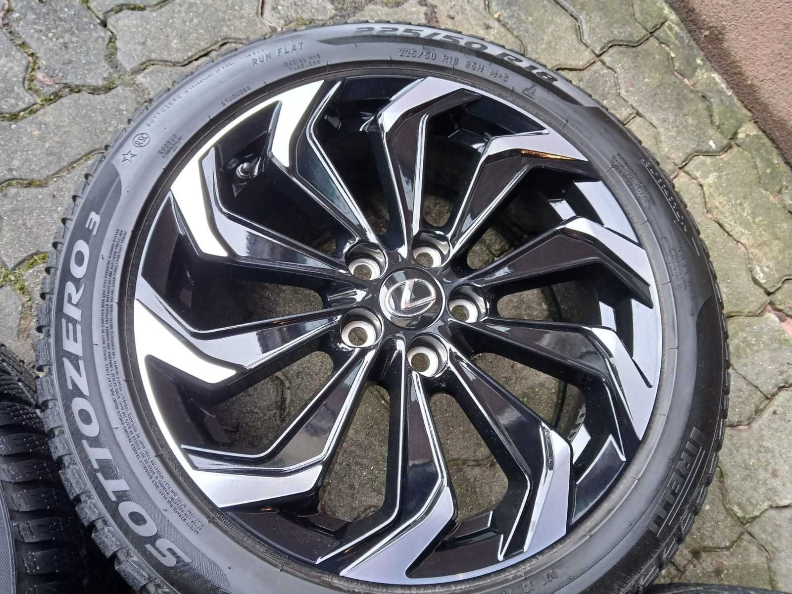 Koła Lexus UX Oryginalne Zima Opony Pirelli RFT Felgi zimowe