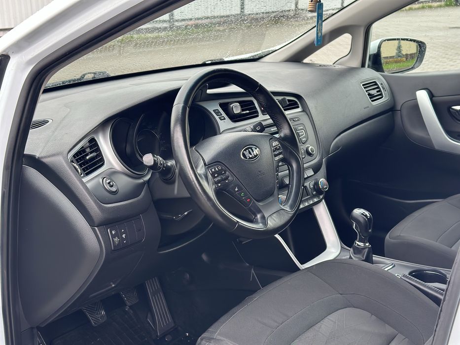 Kia ceed 2015 1.6d