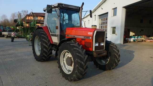 Traktor MASSEY FERGUSON 3085 DynaShift