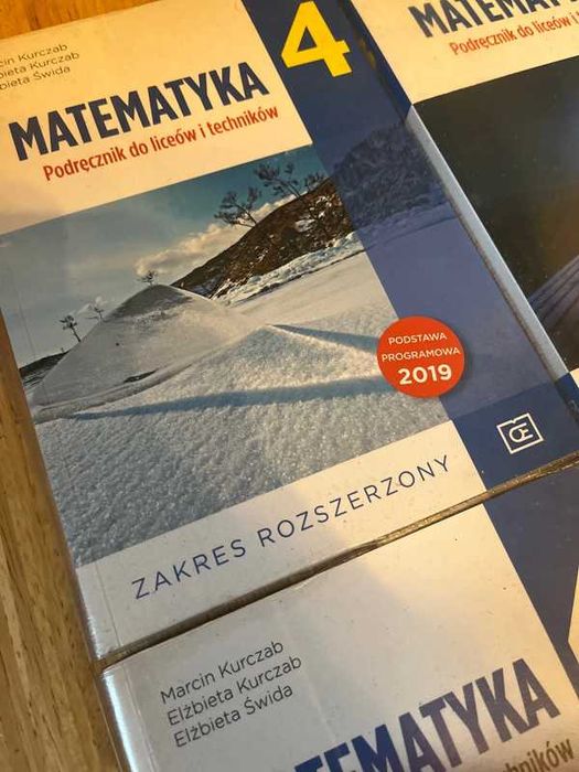 Podręczniki do klas 1-5 liceum i technikum w bardzo dobrym stanie